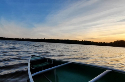 Upper Salters Lake Retreats